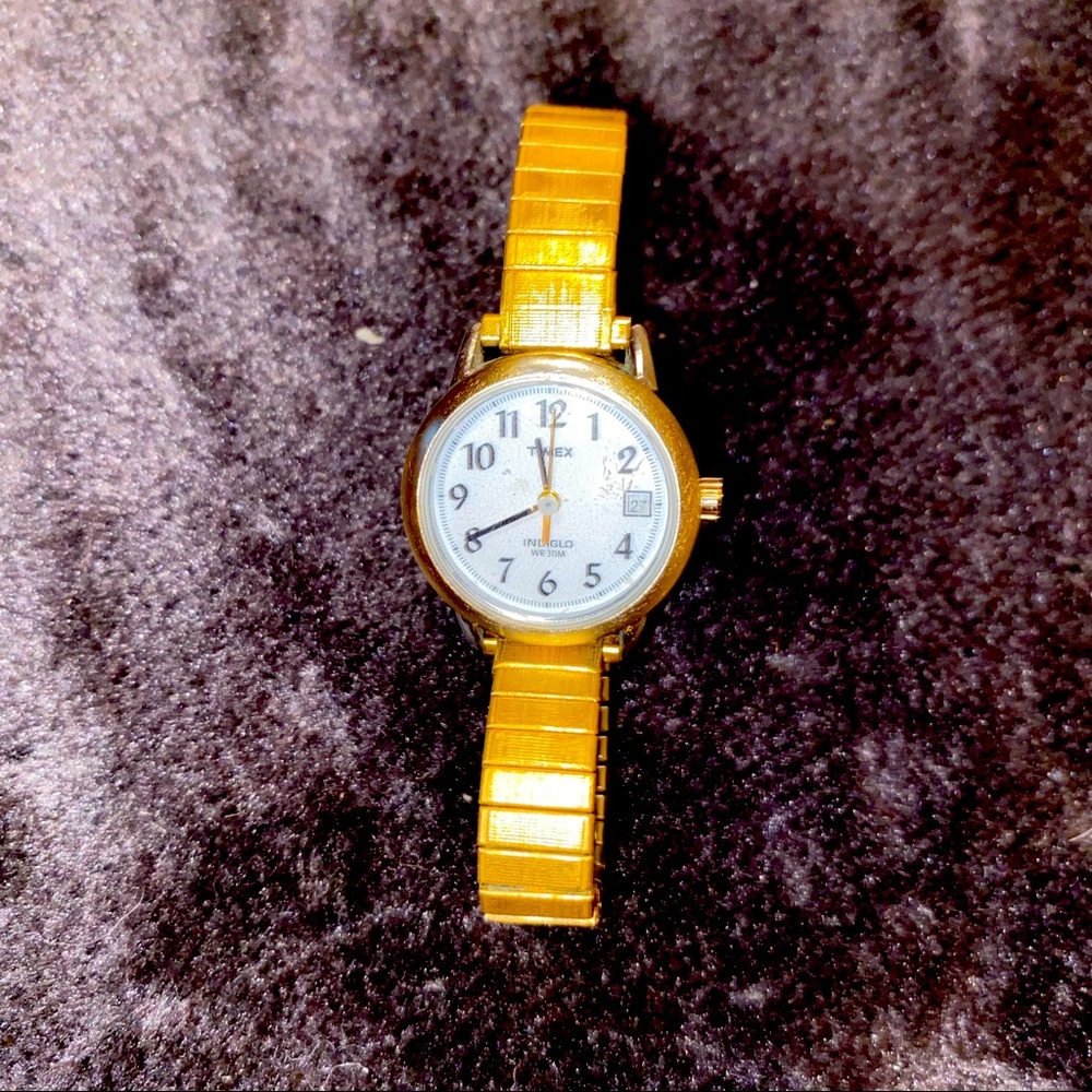 Timex Indiglo CR1216 women’s watch